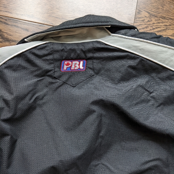 Parksville Royals Baseball Club Majestic Jacket Size Large - Picture 7 of 7